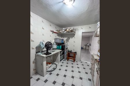 Casa à venda com 204m², 3 quartos e 4 vagas Casa à venda com 204m², 3 quartos e 4 vagasCozinha 2