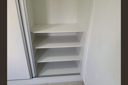 Quarto de casa à venda com 2 quartos, 56m² em Indianópolis, São Paulo