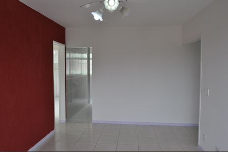 Apartamento para alugar com 2 quartos, 65m² em Todos Os Santos, Rio de Janeiro