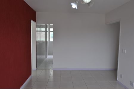 Apartamento para alugar com 2 quartos, 65m² em Todos Os Santos, Rio de Janeiro