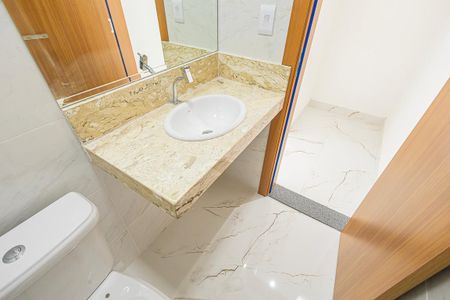 lavabo de casa de condomínio para alugar com 3 quartos, 191m² em Trevo, Belo Horizonte