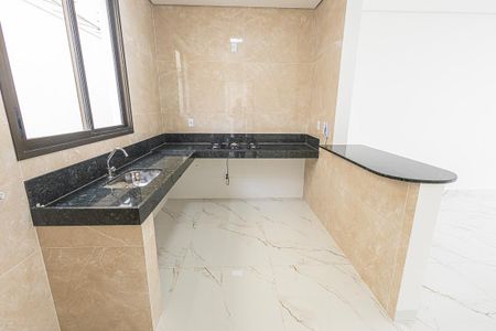 cozinha de casa de condomínio para alugar com 3 quartos, 191m² em Trevo, Belo Horizonte