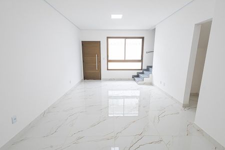 sala de casa de condomínio para alugar com 3 quartos, 191m² em Trevo, Belo Horizonte