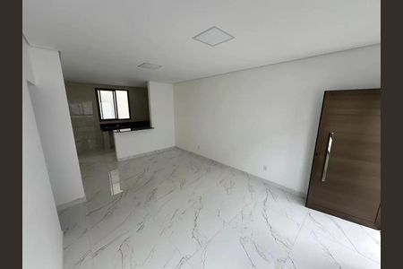 Casa para alugar com 3 quartos, 191m² em Trevo, Belo Horizonte