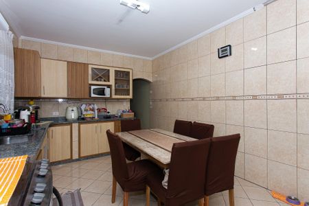 Casa à venda com 138m², 3 quartos e 2 vagas Casa à venda com 138m², 3 quartos e 2 vagasCozinha