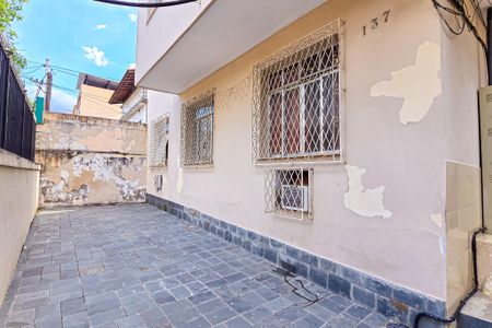 Apartamento para alugar com 98m², 3 quartos e sem vagaEntrada