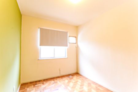 Apartamento para alugar com 98m², 3 quartos e sem vagaQuarto 