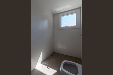 Apartamento à venda com 280m², 4 quartos e 3 vagasBanheiro da Suíte 2