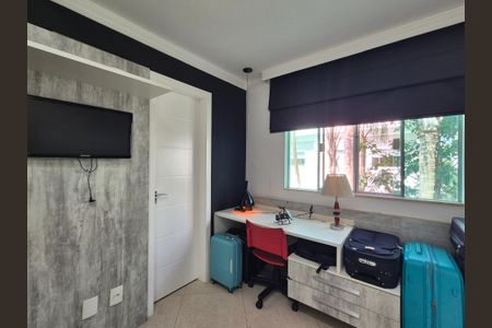 Casa de condomínio à venda com 263m², 5 quartos e 2 vagas