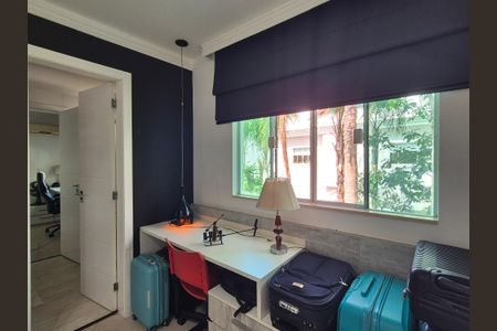 Casa de condomínio à venda com 263m², 5 quartos e 2 vagas