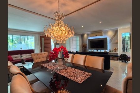 Casa de Condomínio à venda com 5 quartos, 263m² em Recreio dos Bandeirantes, Rio de Janeiro