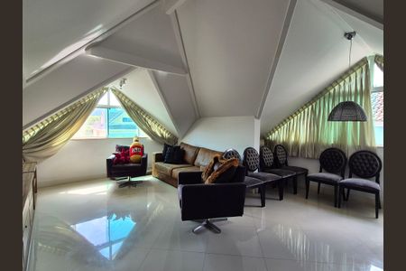 Casa de condomínio à venda com 263m², 5 quartos e 2 vagas