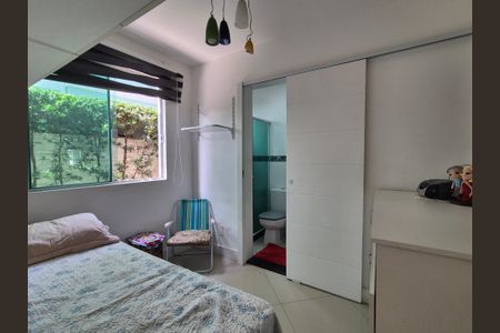 Casa de condomínio à venda com 263m², 5 quartos e 2 vagas