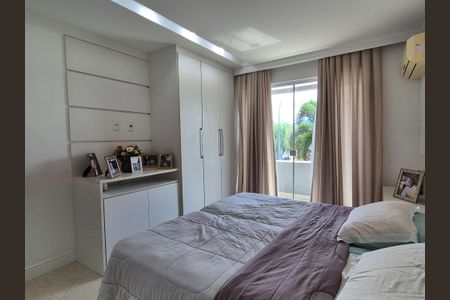 Casa de condomínio à venda com 263m², 5 quartos e 2 vagas