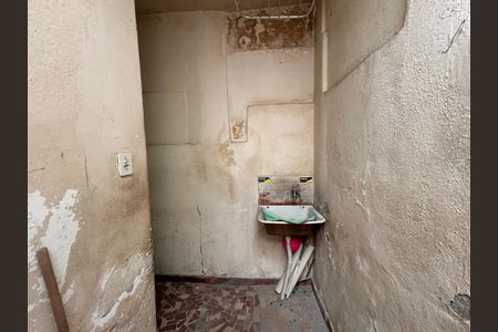 Casa para alugar com 50m², 1 quarto e sem vagaÁrea de Serviço