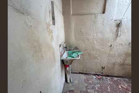 Casa para alugar com 50m², 1 quarto e sem vagaÁrea de Serviço