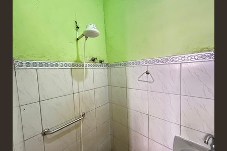 Banheiro de casa para alugar com 1 quarto, 50m² em Quintino Bocaiúva, Rio de Janeiro