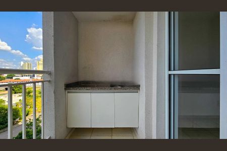 Apartamento à venda com 70m², 2 quartos e 1 vagaVaranda