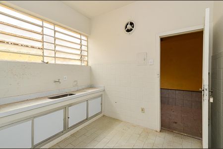 Casa para alugar com 180m², 3 quartos e 2 vagasCozinha