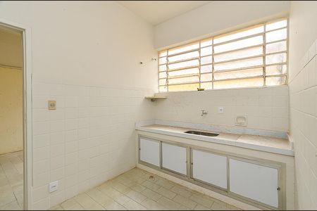 Casa para alugar com 180m², 3 quartos e 2 vagasCozinha