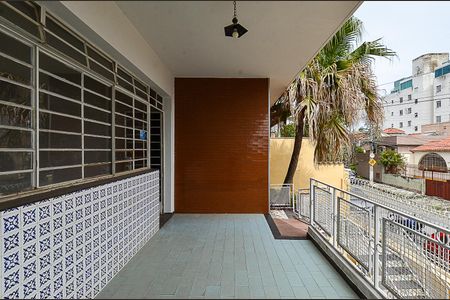Casa para alugar com 180m², 3 quartos e 2 vagasVaranda