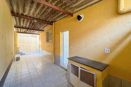 Casa para alugar com 180m², 5 quartos e 2 vagas