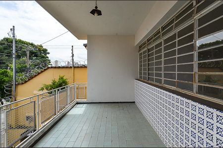 Casa para alugar com 180m², 3 quartos e 2 vagasVaranda