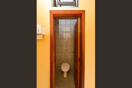 Casa para alugar com 180m², 3 quartos e 2 vagasBanheiro Externo