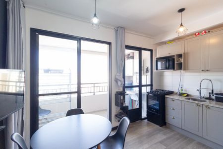 Sala de apartamento à venda com 2 quartos, 45m² em Km 18, Osasco