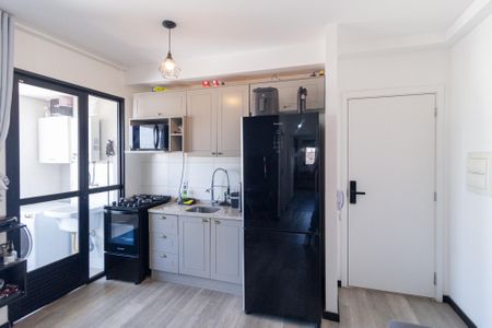 Apartamento à venda com 47m², 2 quartos e 1 vagaCozinha e área de serviço