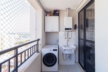 Apartamento à venda com 47m², 2 quartos e 1 vagaCozinha e área de serviço