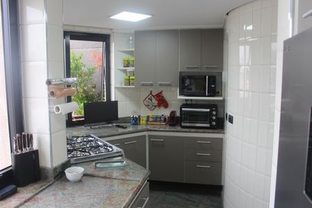 Apartamento à venda com 348m², 3 quartos e 3 vagasCozinha