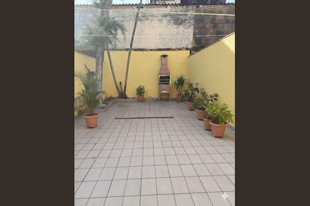 Área externa de casa para alugar com 2 quartos, 110m² em Vila Moraes, São Paulo