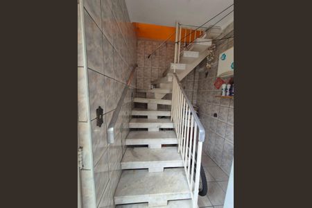 Casa à venda com 125m², 4 quartos e 2 vagasCorredor