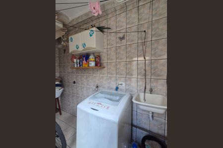 Casa à venda com 125m², 4 quartos e 2 vagasÁrea de serviço