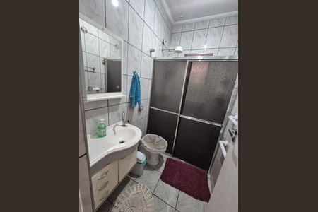 Casa à venda com 125m², 4 quartos e 2 vagasBanheiro
