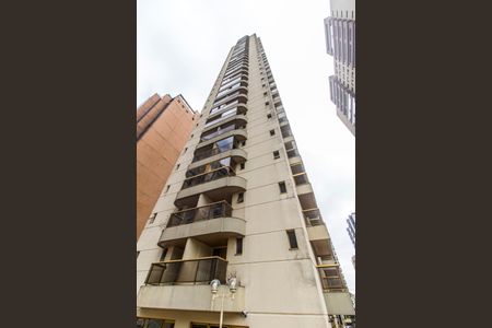 Apartamento para alugar com 108m², 3 quartos e 2 vagasFachada