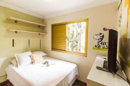 Apartamento para alugar com 108m², 3 quartos e 2 vagasQuarto 2