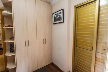 Apartamento para alugar com 108m², 3 quartos e 2 vagasQuarto 3