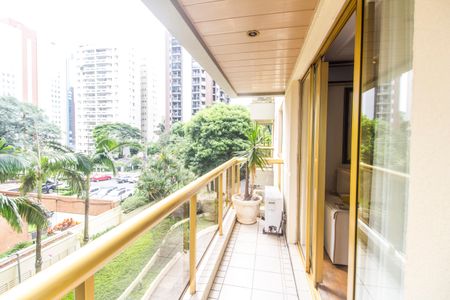 Apartamento para alugar com 108m², 3 quartos e 2 vagasSala 