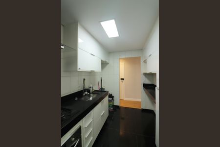 Apartamento à venda com 80m², 3 quartos e 2 vagasCozinha 