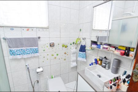 Casa à venda com 100m², 3 quartos e 1 vagaBanheiro