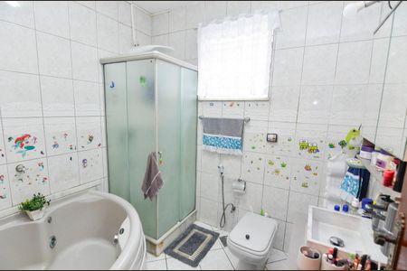 Casa à venda com 100m², 3 quartos e 1 vagaBanheiro