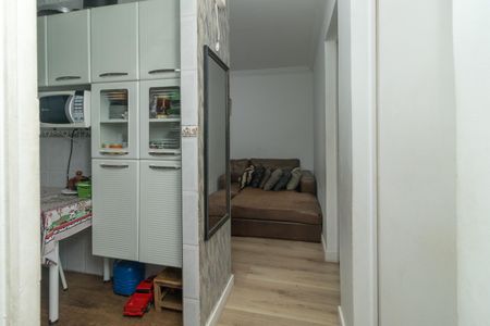 Apartamento à venda com 47m², 2 quartos e 1 vaga Apartamento à venda com 47m², 2 quartos e 1 vagaCorredor interno