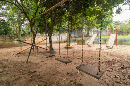 Apartamento à venda com 47m², 2 quartos e 1 vaga Apartamento à venda com 47m², 2 quartos e 1 vagaÁrea comum - Playground