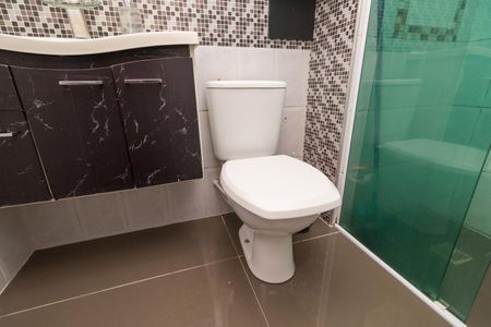 Apartamento à venda com 47m², 2 quartos e 1 vaga Apartamento à venda com 47m², 2 quartos e 1 vagaBanheiro