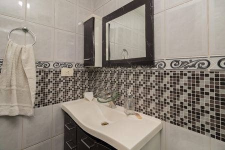 Apartamento à venda com 47m², 2 quartos e 1 vaga Apartamento à venda com 47m², 2 quartos e 1 vagaBanheiro