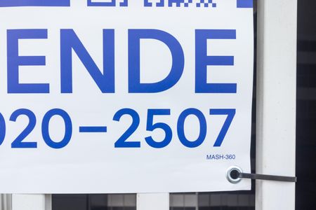 Apartamento à venda com 47m², 2 quartos e 1 vaga Apartamento à venda com 47m², 2 quartos e 1 vagaPlaca instalada