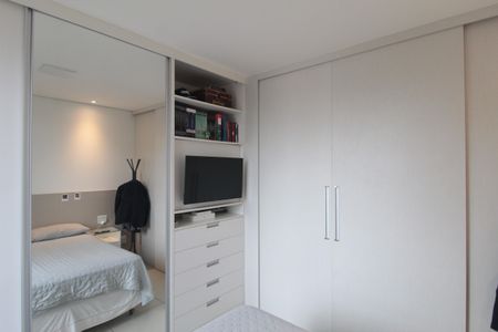 Quarto de kitnet/studio para alugar com 1 quarto, 32m² em Santa Rosa, Belo Horizonte