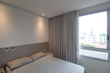 Studio para alugar com 32m², 1 quarto e 1 vagaQuarto